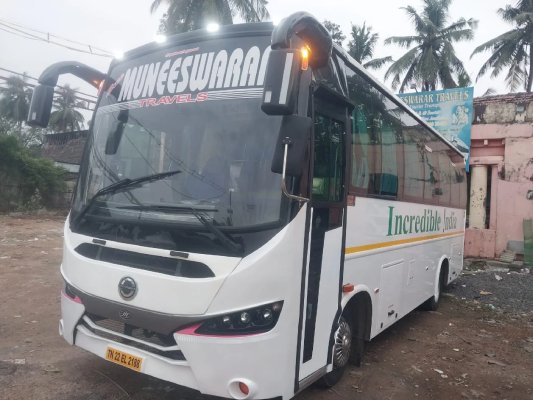 22 Seater AC Luxury Bharat Benz Bus